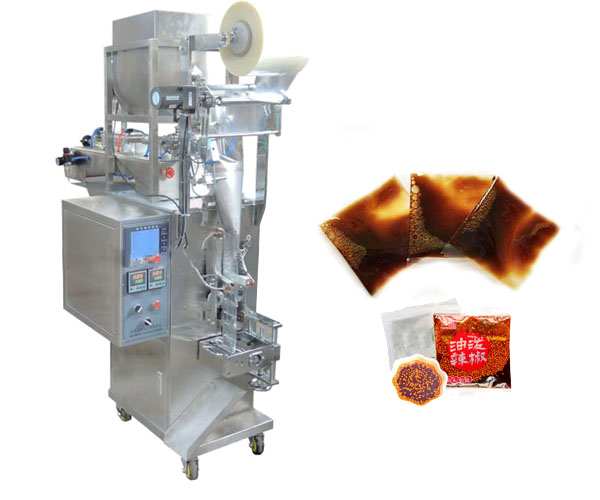 Vertical liquid filling and packaging machine