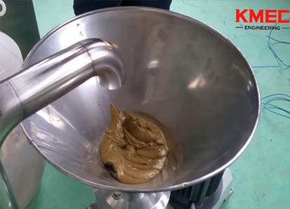 Video of peanut butter making machine with circulating pipe