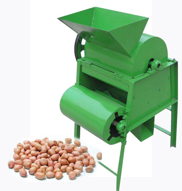 Small peanut shelling machine