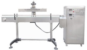 Filling and capping machine