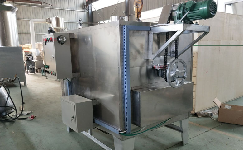 Peanut roasting machine