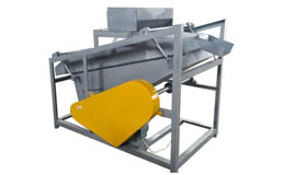 Almond shelling machine