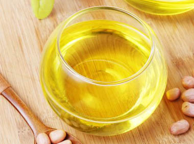 Cold pressed peanut oil