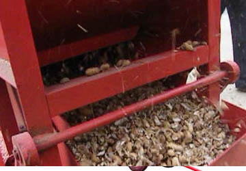 Technical study of peanut shelling machine