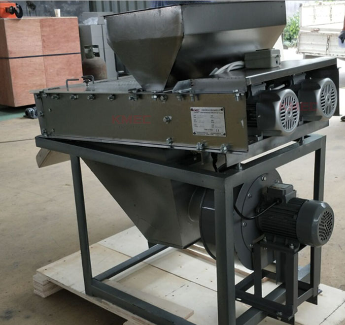 Dry type peanut peeling machine