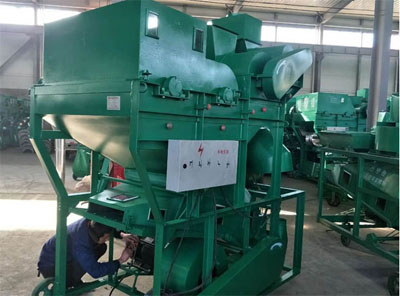 How to reduce the wear of groundnut sheller machine
